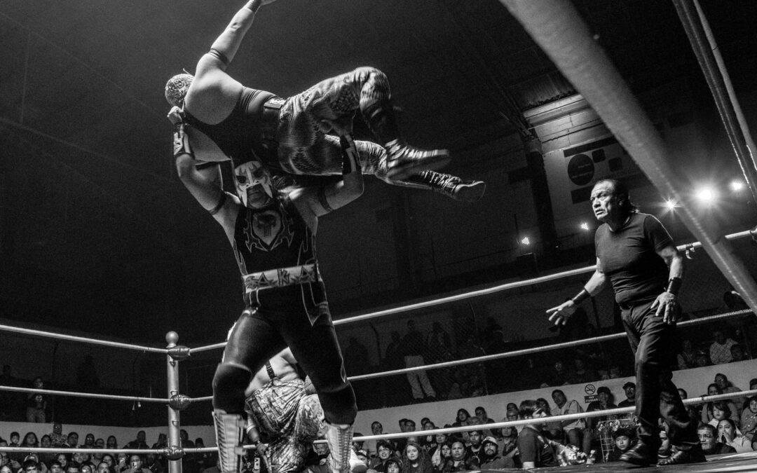 Why Every Striker Should Still Learn To Wrestle